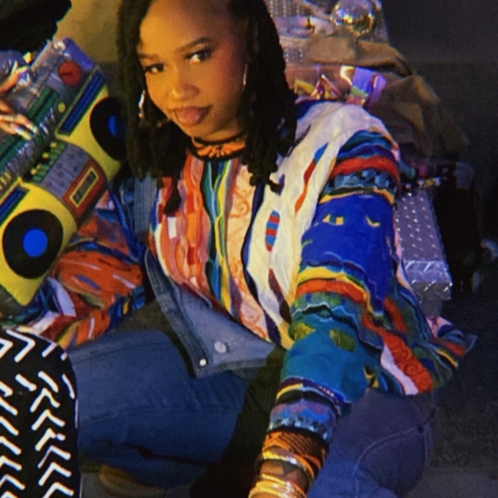 COOGI Multicolor Abstract Knit Sweater